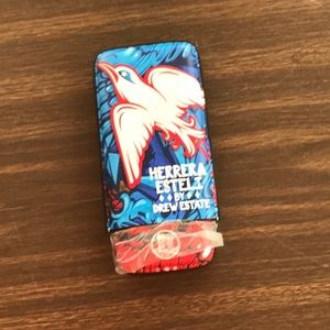 Drew Estate Herrera Esteli cigar case. Brand new